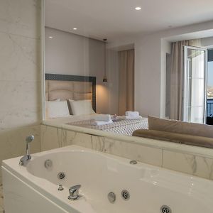 Deluxe Suite Sea View